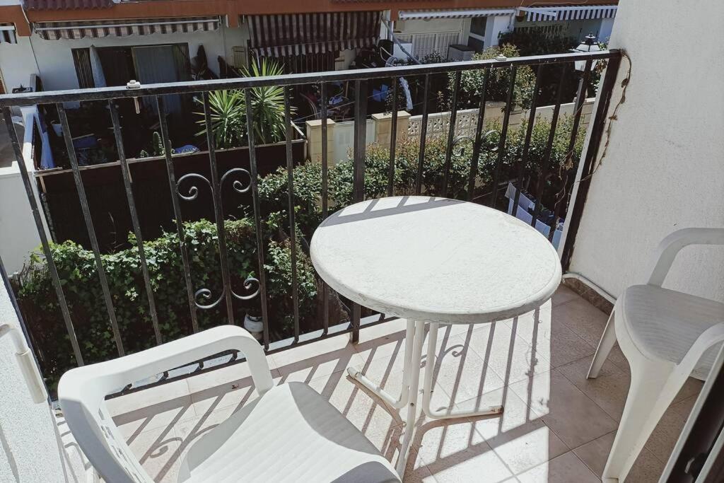 2 Bedroom Townhouse In Beautiful Gated Complex Benidorm Esterno foto