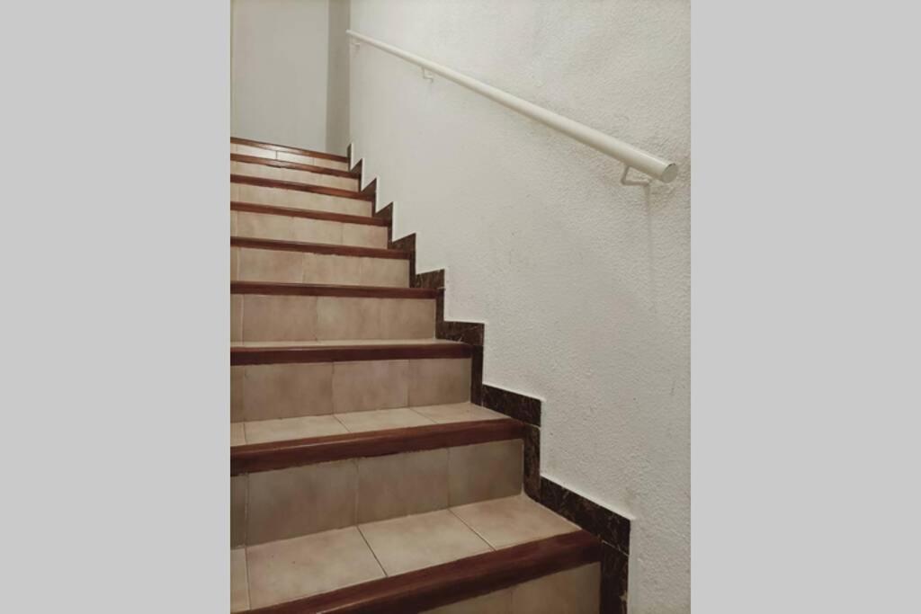 2 Bedroom Townhouse In Beautiful Gated Complex Benidorm Esterno foto